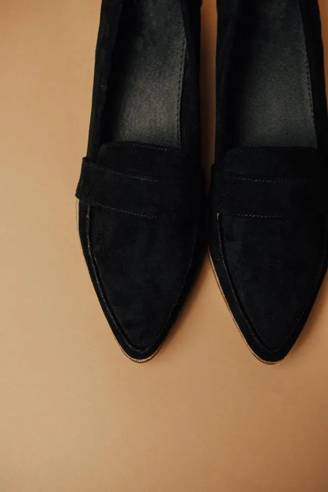 Alma Black Loafer