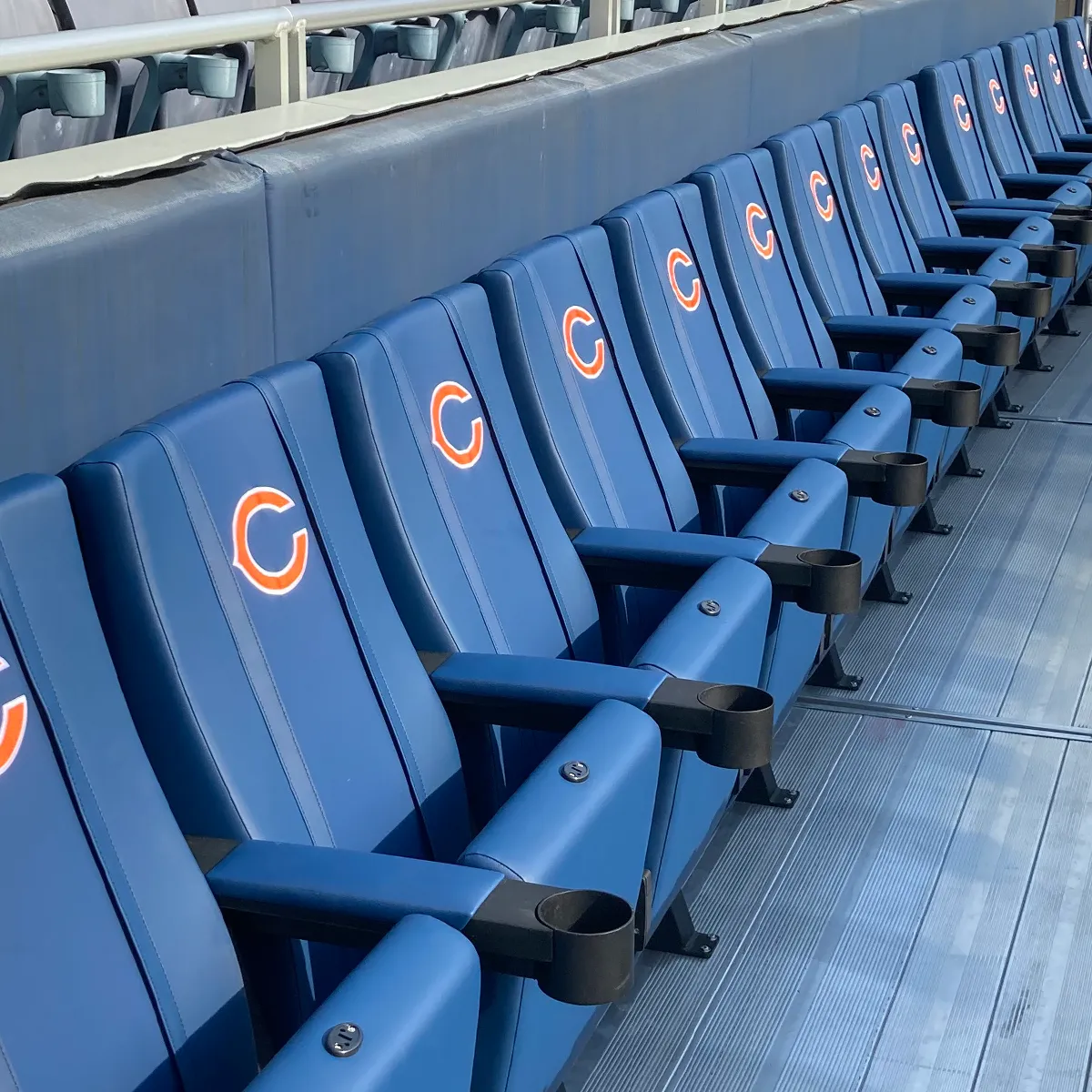 SuiteMax 3.5 VIP Seats with New York Mets Secondary Logo