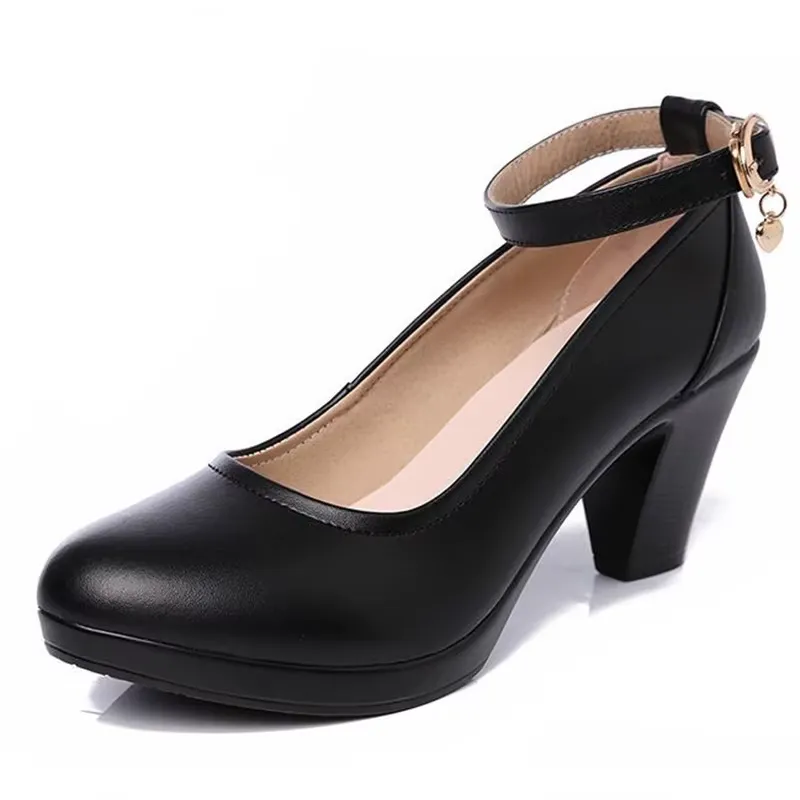 USS Shoes Zalma Women Casual Almond Toe Pumps